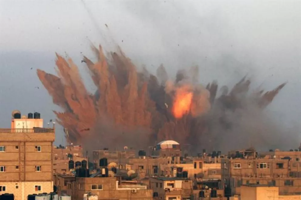 Bombardeo israelí en Rafah.
