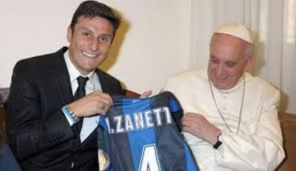 Zanetti junto al papa.