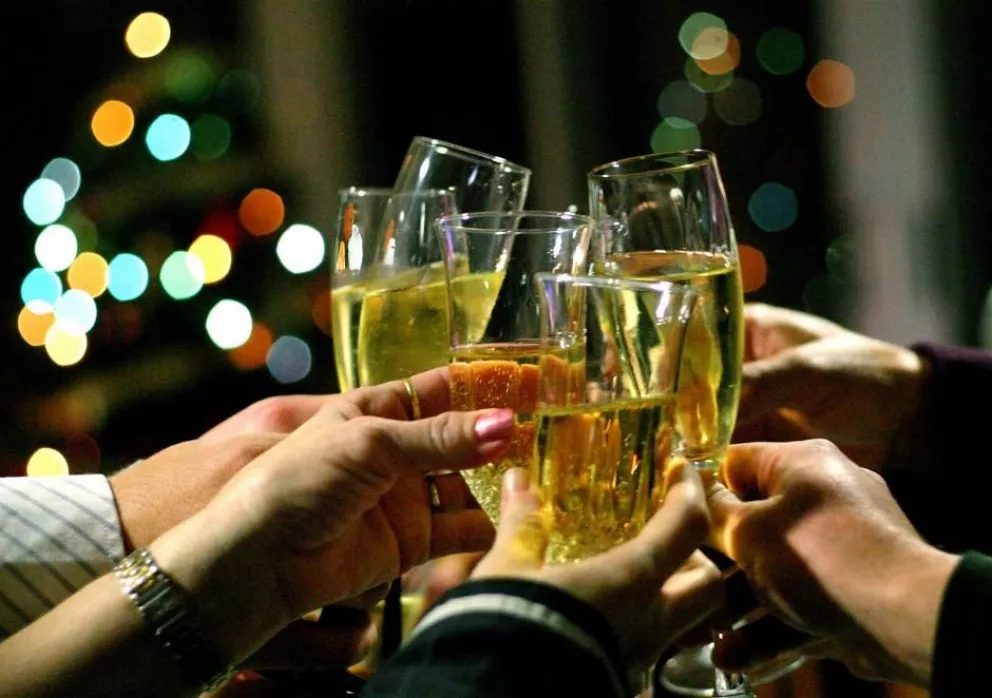 Champagnes, vinos y sidras, bebidas elegidas para el brindis de fin de año 