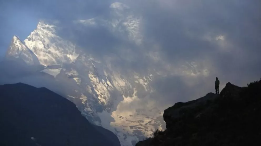 Trágica avalancha en el Everest por el sismo en Nepal.