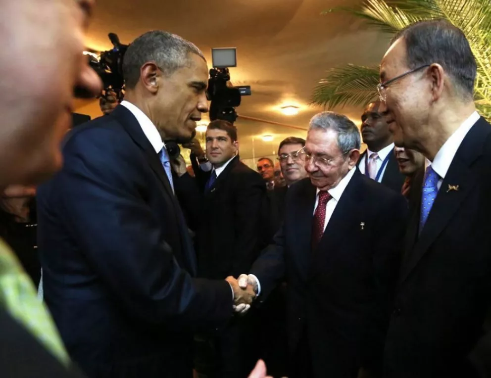 Obama y Raúl Castro.