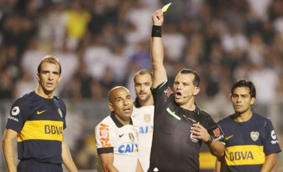 Pitana firmó una nota apoyando al árbitro acusado de favorecer a Boca