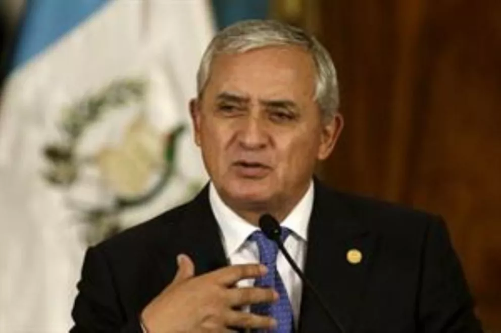 Por corrupción, un juez ordena la detención del presidente Guatemala