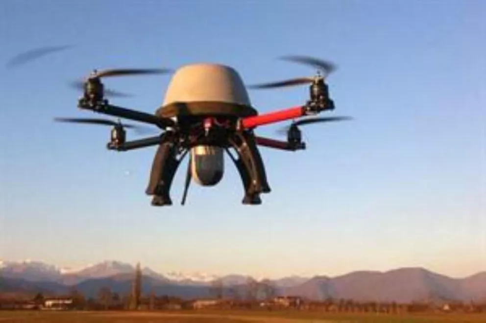 Autorizan a la policía de Estados Unidos a usar drones armados