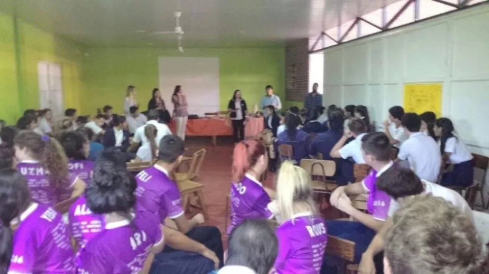 Estudiantes participaron de una jornada sobre prevención de la violencia