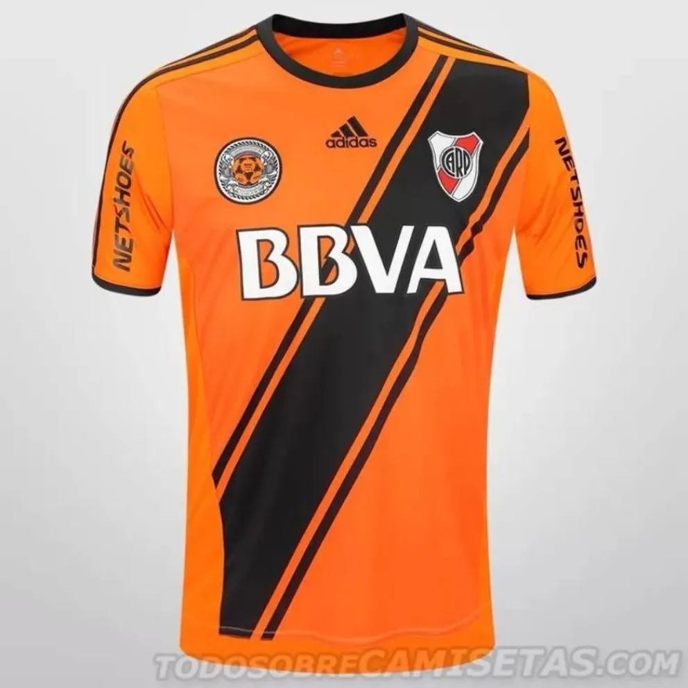 River discount estrena camiseta