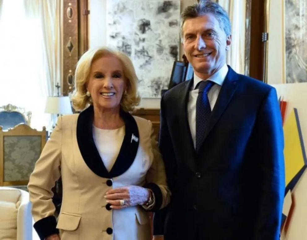 Mauricio Macri almorzó con Mirtha Legrand en Casa Rosada