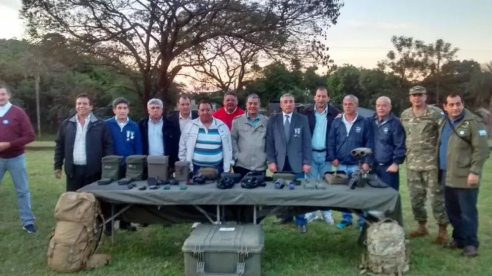 Actividades cívico militares en Posadas por el día del Ejército Argentino