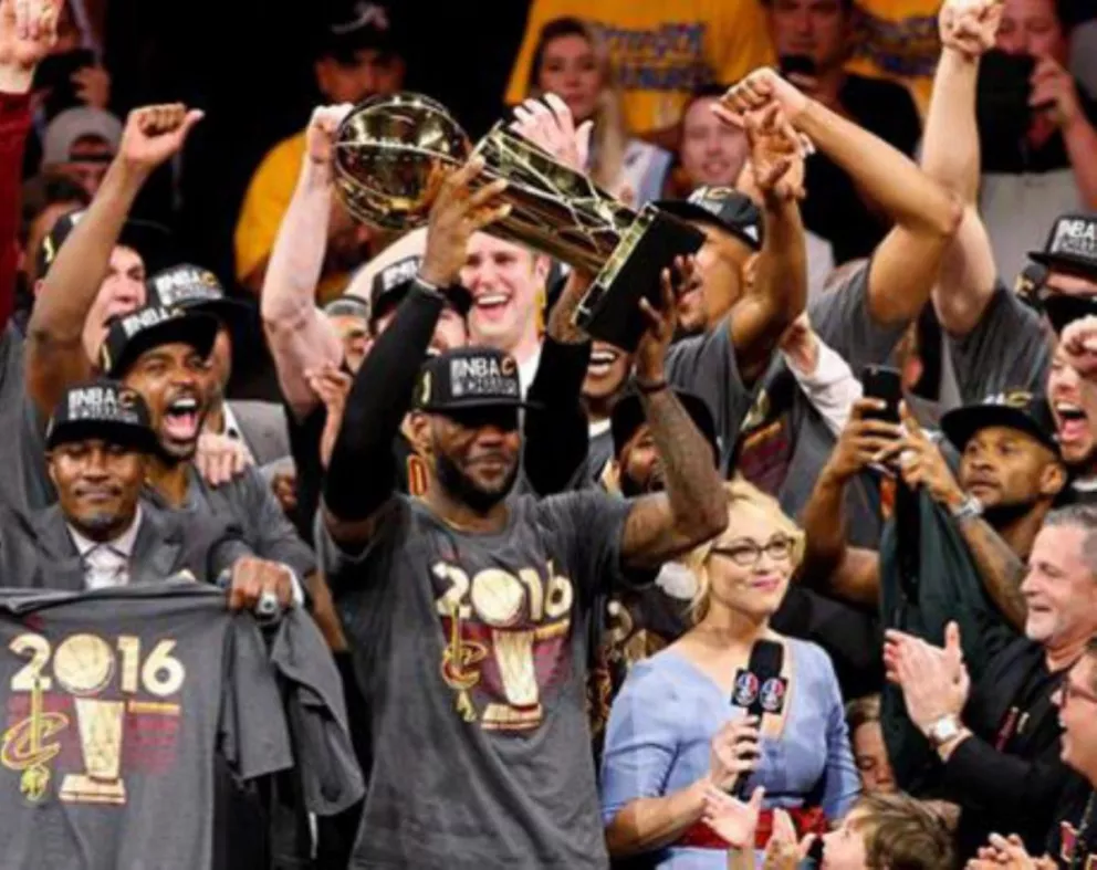 Cleveland hizo historia y se consagró campeón en la NBA