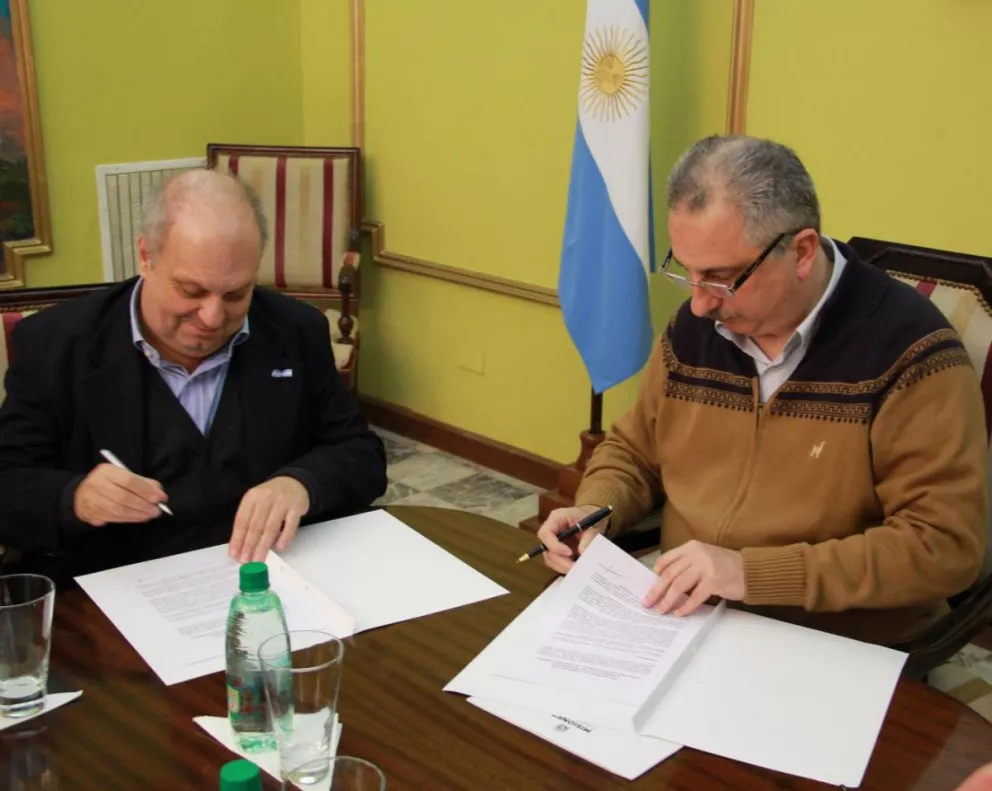 Passalacqua y Lombardi firmaron convenio para promoción audiovisual de contenidos misioneros