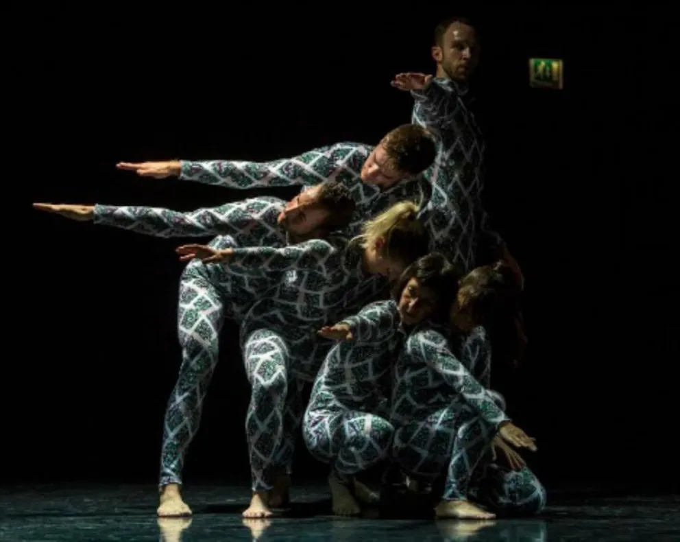 Quantum: La física cuántica convertida en danza 