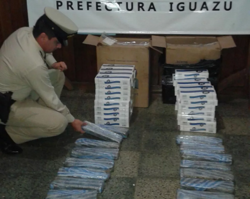 Prefectura incautó marihuana y cigarrillos en Iguazú