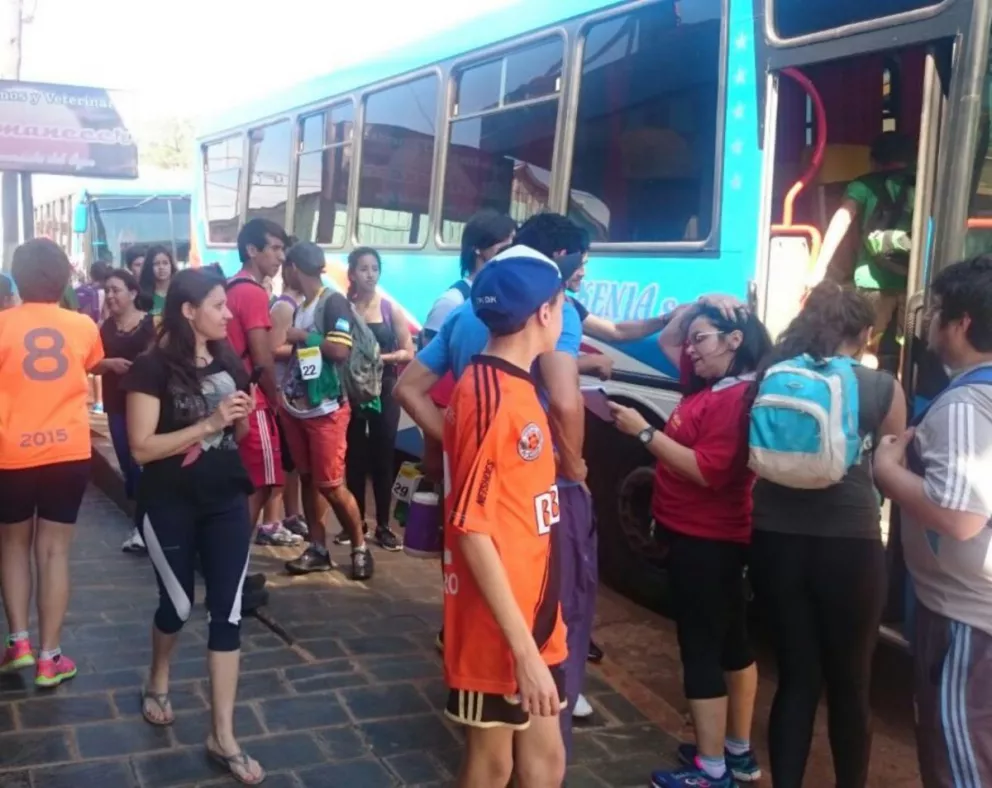Alumnos de San Pedro viajan a Eldorado para la Maratón Solidaria de Arauco