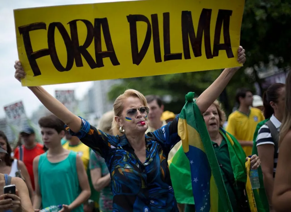 Comienza el juicio político para Dilma, quien lo define como golpe