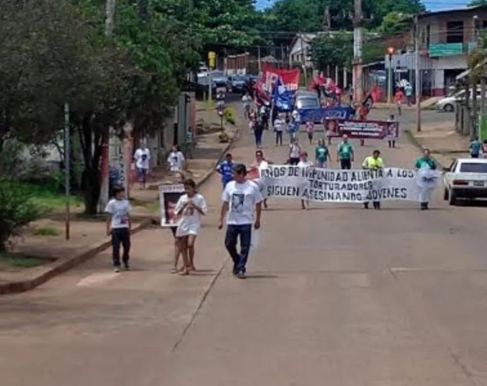 Marcharon en Iguazú a diez años de la muerte de David Gómez