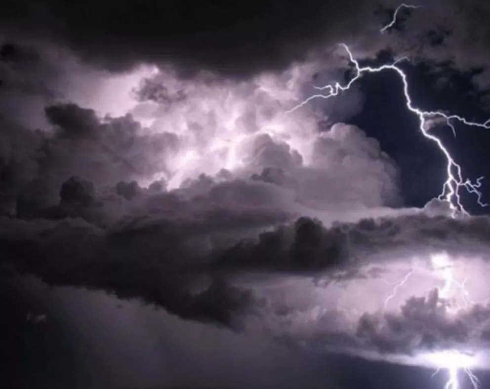 Santa Rosa: tormentas eléctricas y ráfagas de hasta 50 kilómetros para el domingo 