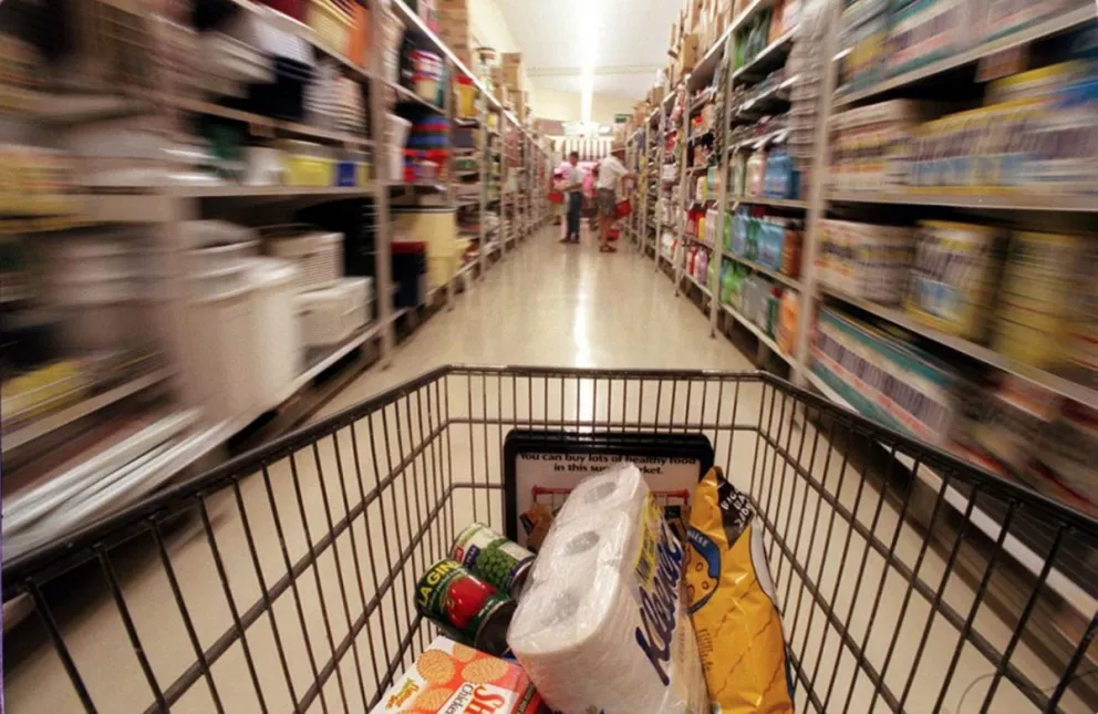 Creció el consumo de las terceras marcas en los supermercados 