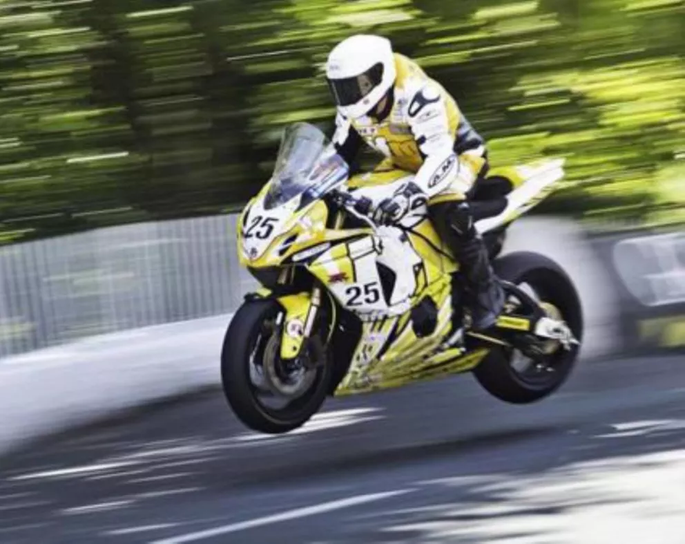 Isla de Man, el lugar con la carrera de motos más peligrosa del mundo