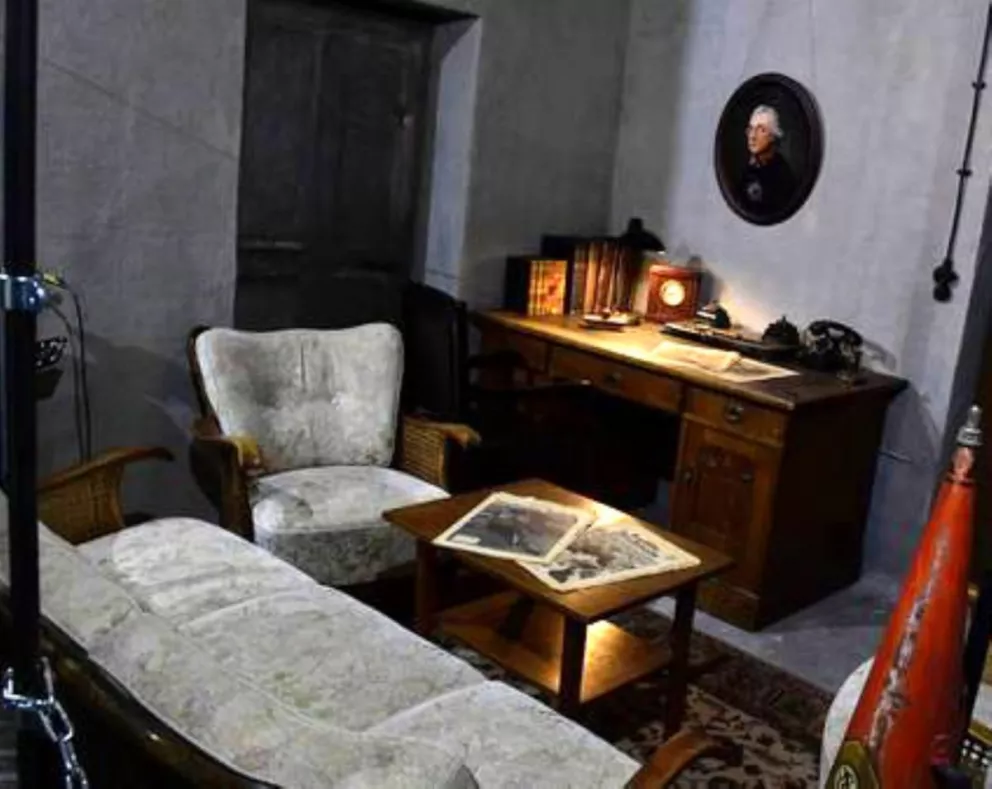 Un museo recrea la habitación donde se quitó la vida Adolf Hitler
