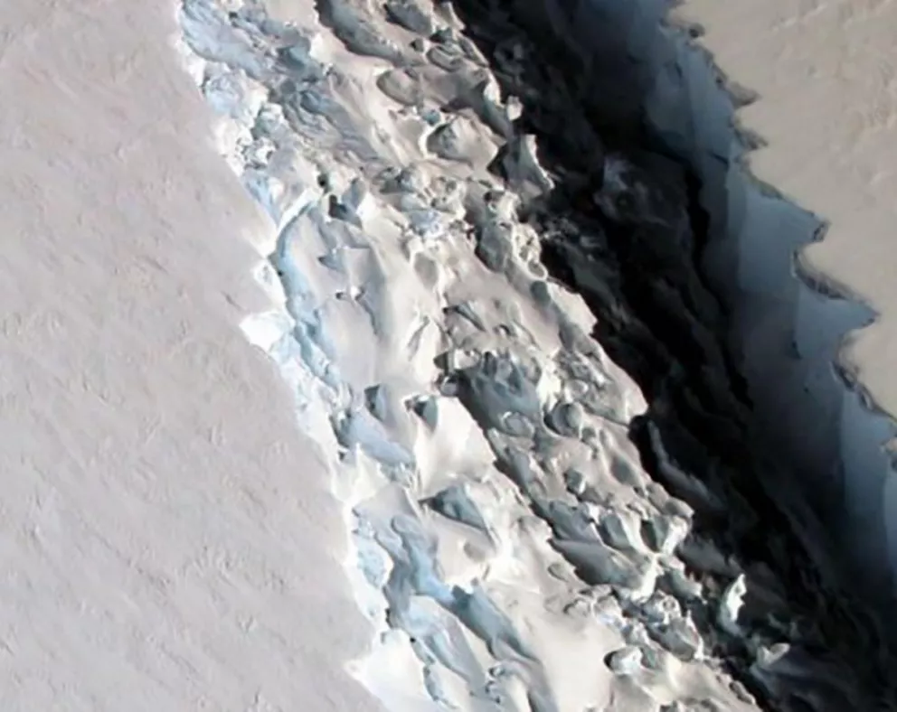 Peligra la Antártida: una enorme grieta prueba que se está rompiendo 