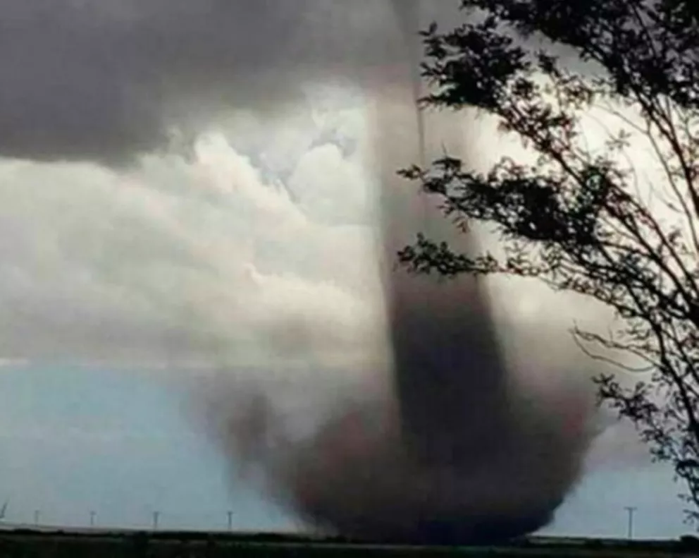 Tornado causó pánico en San Luis