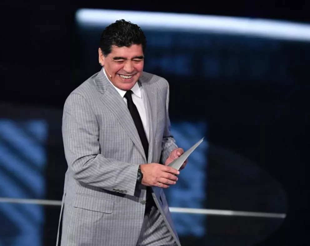 Maradona arremetió otra vez contra Messi