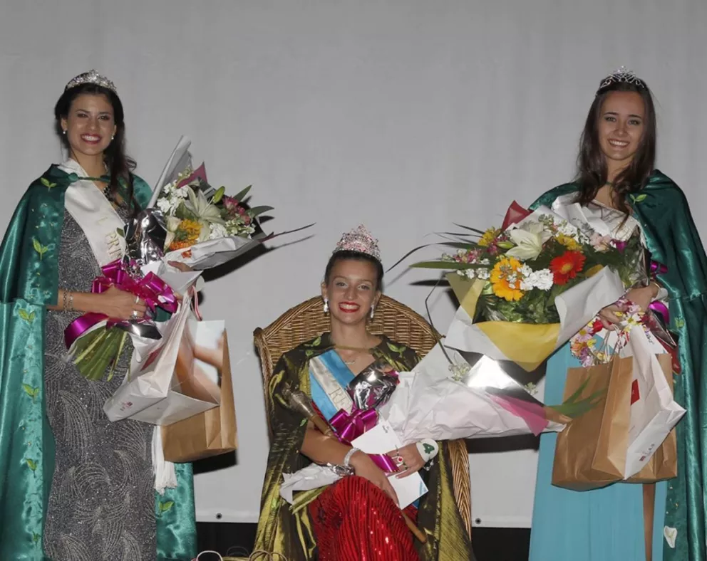 La joven Lewtak se convirtió en la Reina de la Fiesta Nacional del Té