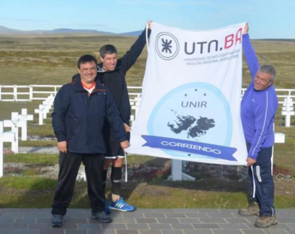 Corrió en Malvinas en homenaje a los caídos y ahora promueve un mensaje de paz
