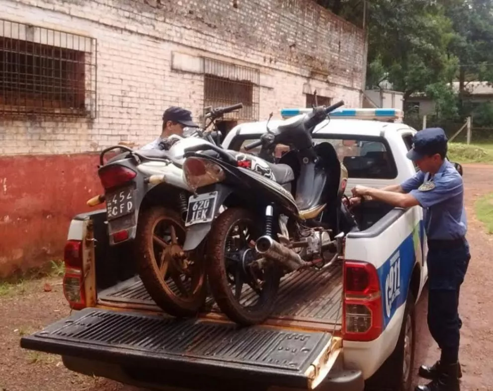 Recuperaron tres motos robadas y detuvieron a un joven en Eldorado 
