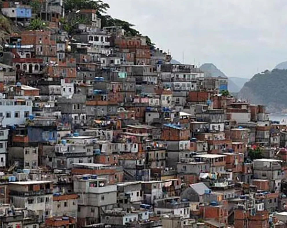 Balearon a una turista argentina que entró por un error de GPS a una favela de Río