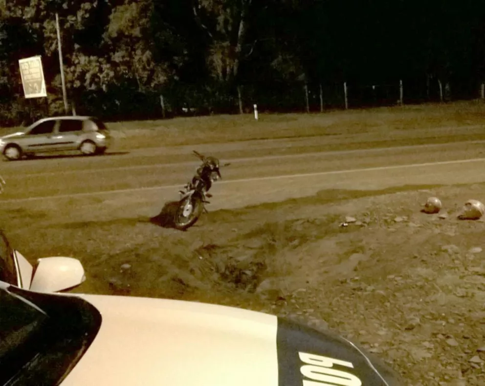 Motociclista ebrio resultó herido tras protagonizar un accidente en Alem