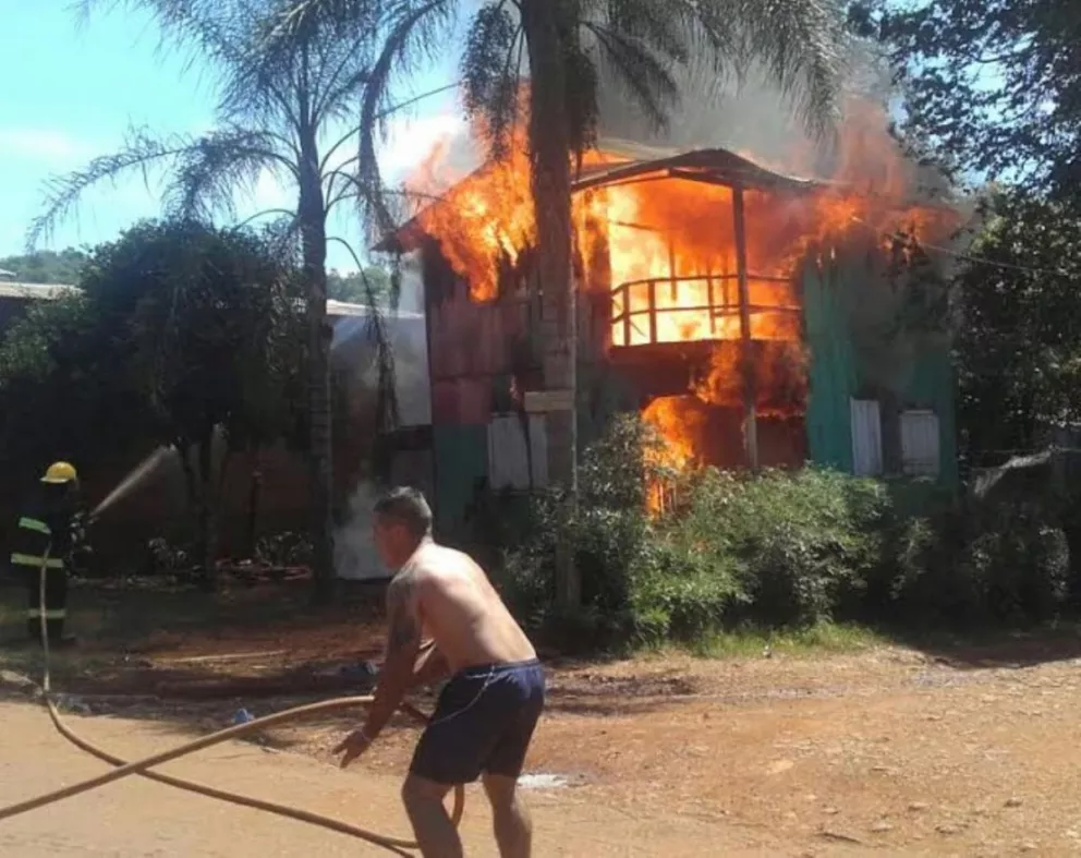 Arde una vivienda en El Soberbio