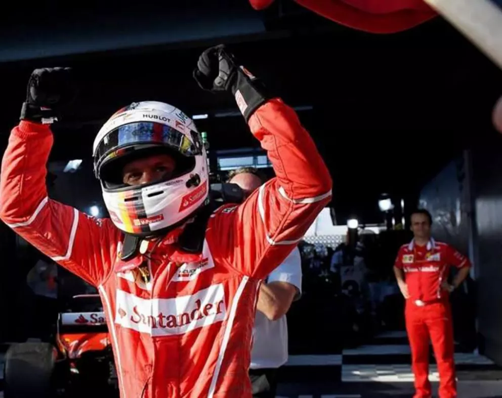 Vettel sorprendió a Mercedes y se quedó con el Gran Premio de Australia