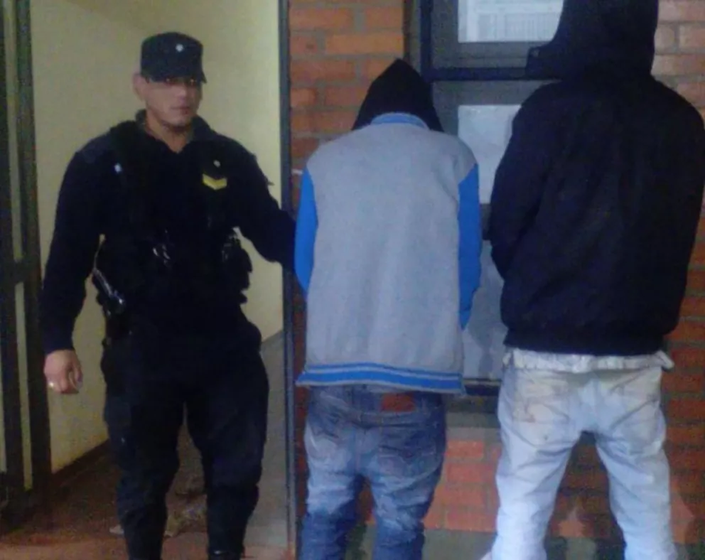 Arrestan a delincuentes que atemorizaban a vecinos del barrio San Isidro