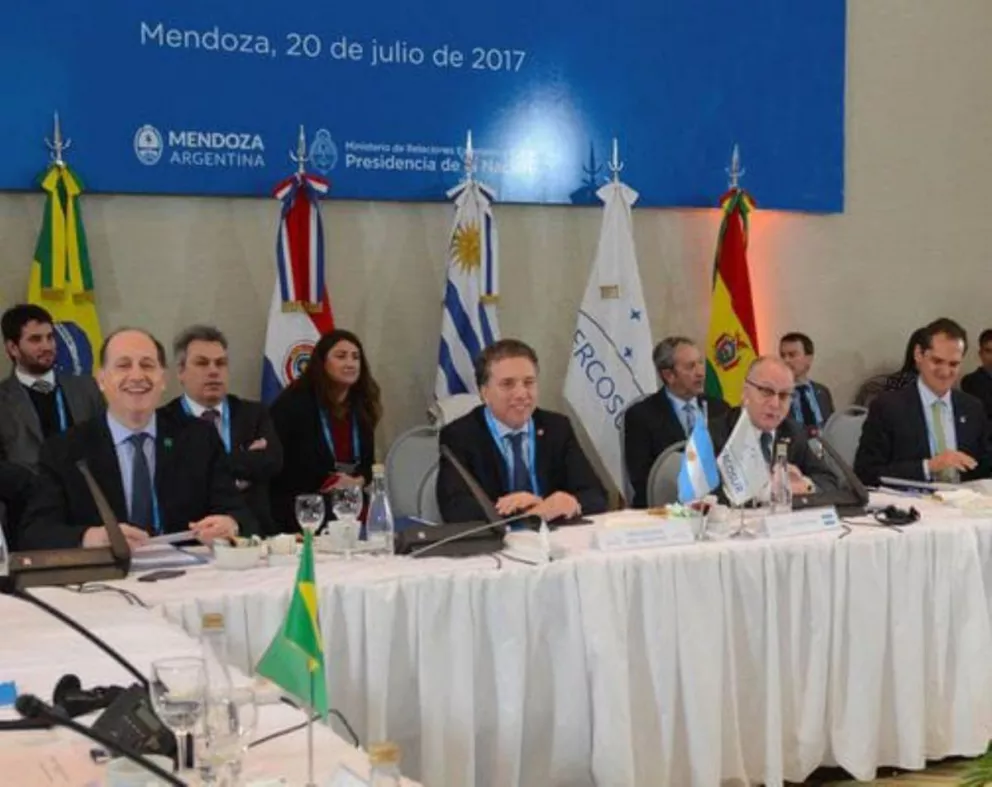 Con Venezuela como eje, Macri cierra la Cumbre del Mercosur 