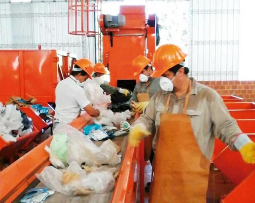 Inauguran planta de reciclaje de residuos en Montecarlo