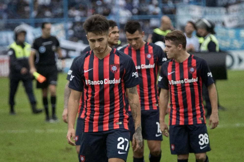 Atlético Tucumán le dio un golpe a la ilusión de San Lorenzo