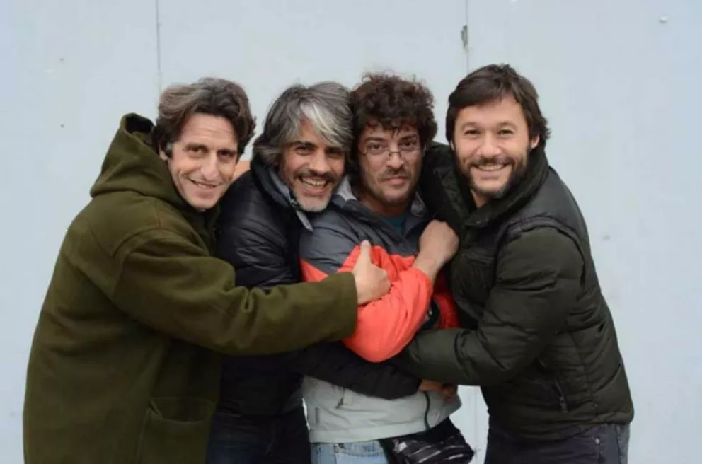 Peretti, Echarri, Rago y Torres. 