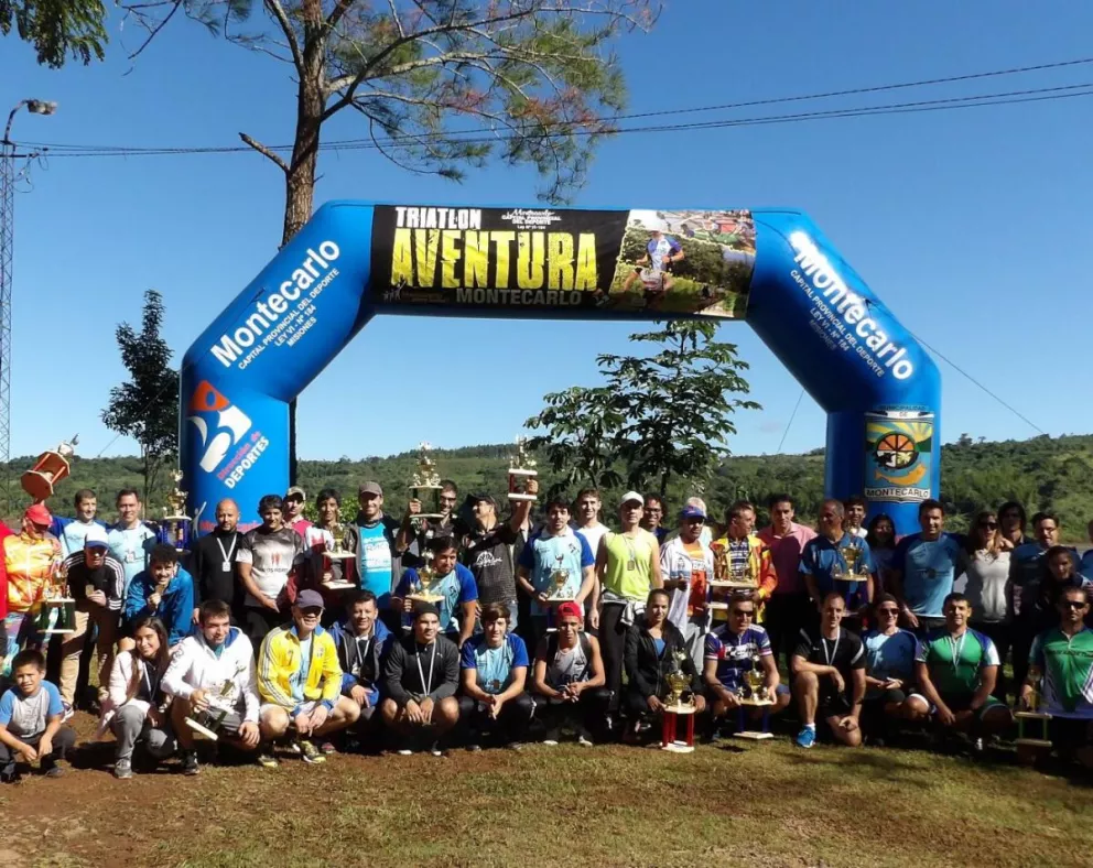 Furlan y Montenegro fueron los ganadores del triatlón aventura de Montecarlo
