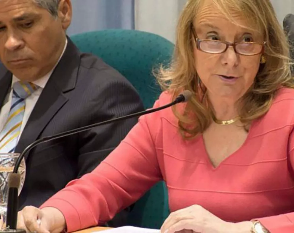 Santa Cruz: Alicia Kirchner aceptó encarar reformas fiscales y políticas 