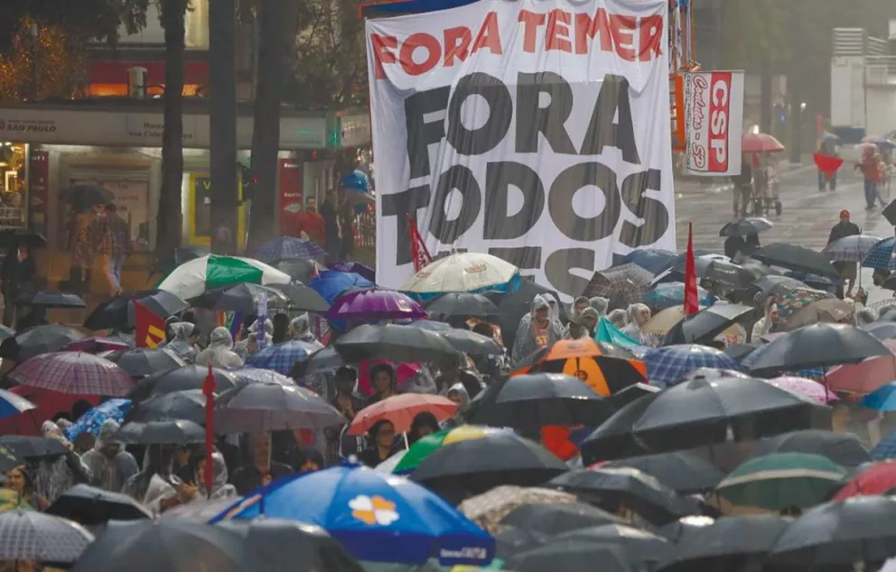 Sindicatos, grupos y partidos opositores coparon las calles brasileñas.