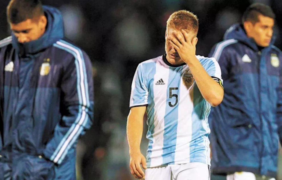 Argentina cerró el grupo A con tres unidades, producto de una victoria y dos derrotas.