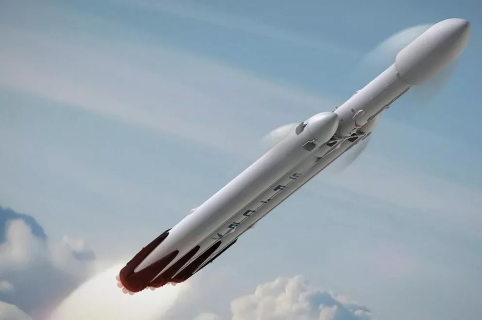 Prendieron un motor del Falcon Heavy, el cohete que llevará al hombre a Marte