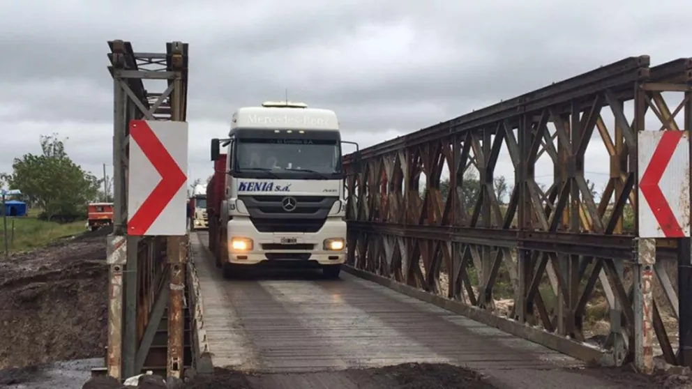 Se reanudó ayer el tránsito sobre el puente en Iribú Cuá