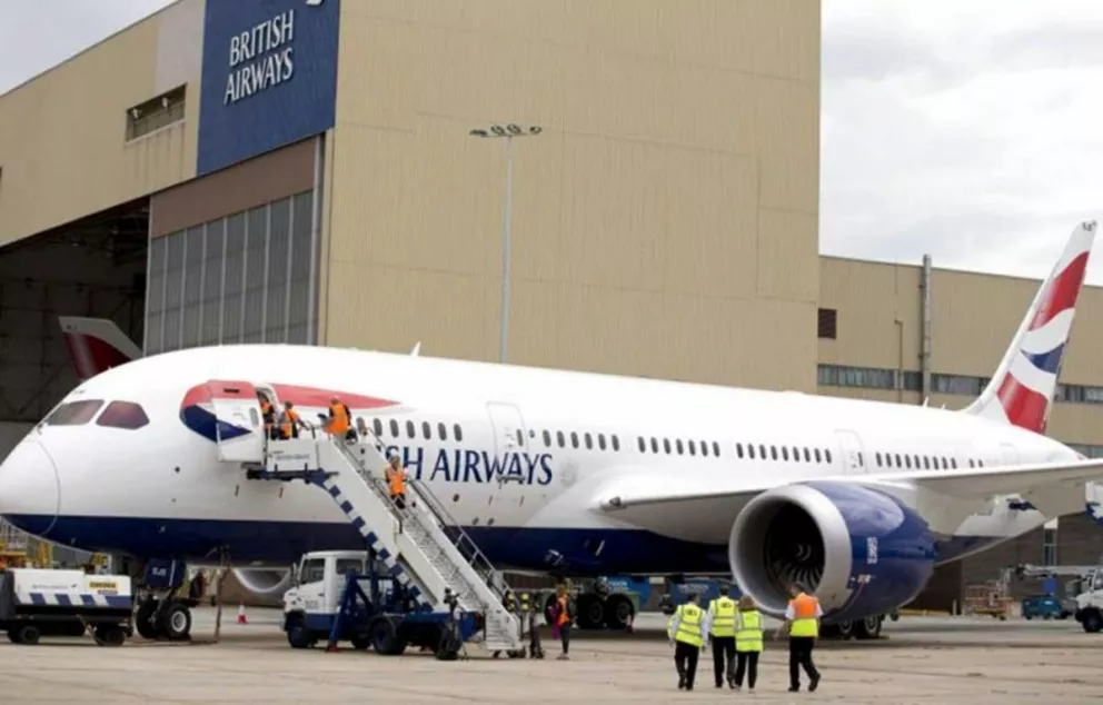 Cancelan vuelos de British por una falla técnica