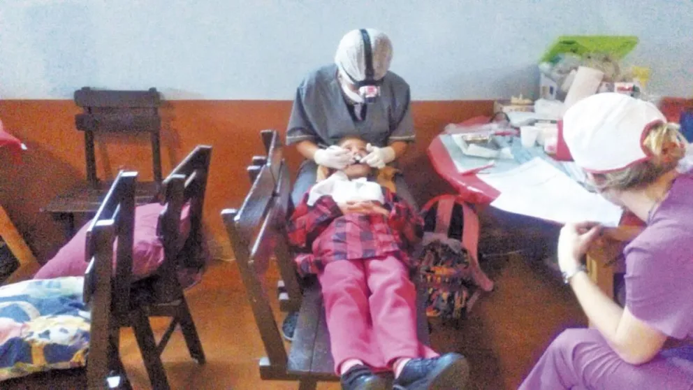 Operativo de salud bucal en Campo Grande y Salto Encantado