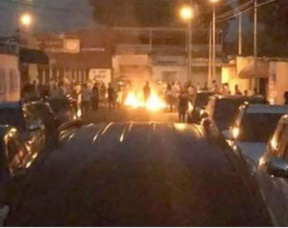 Otra noche de represión y disturbios en varias ciudades de Venezuela