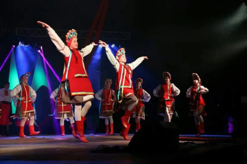 Esta tarde el segundo encuentro de ballets ucranianos