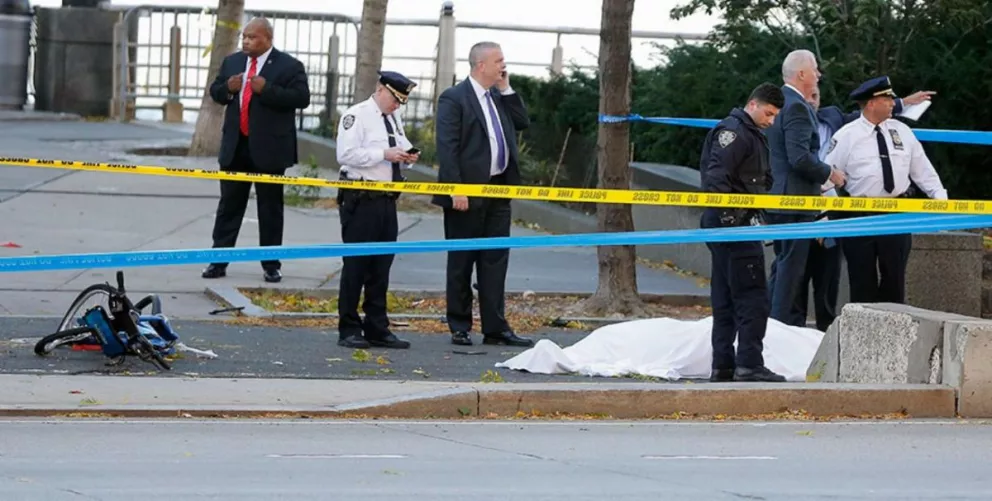 Al menos 8 muertos y 12 heridos por un atentado en una ciclovía en Nueva York
