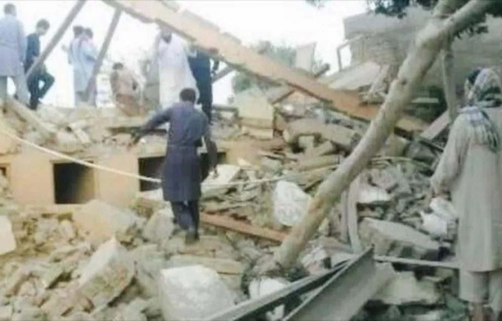 Bombardean una escuela en Kunduz y acusan a la Otan